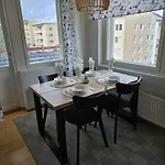 Apartman Top-floor With Sauna And Free Parking Near Center