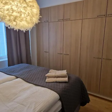 Top-floor With Sauna And Free Parking Near Center * 罗瓦涅米