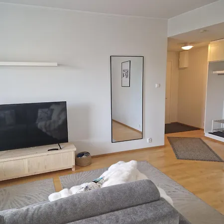 Top-floor With Sauna And Free Parking Near Center *