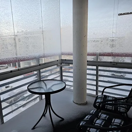 Top-floor With Sauna And Free Parking Near Center 公寓