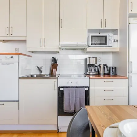 Top-floor With Sauna And Free Parking Near Center