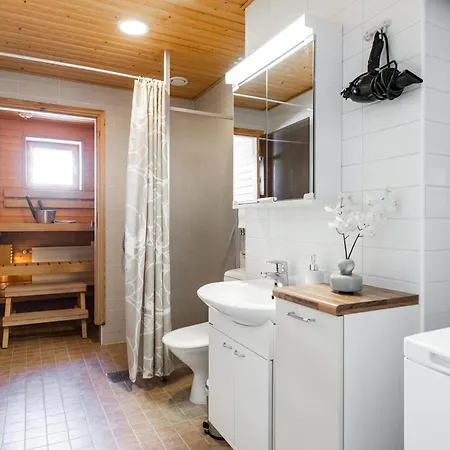 Lejlighed Top-floor With Sauna And Free Parking Near Center